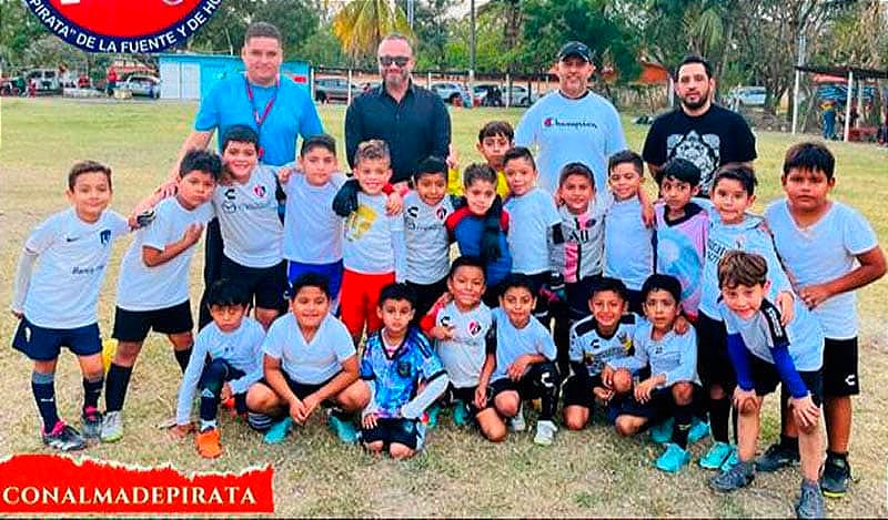 ¡”UN TRABUCO” SELECCIÓN 2016 DE LA PIRATA FUENTE! - CON MIRAS A LA ESTATAL