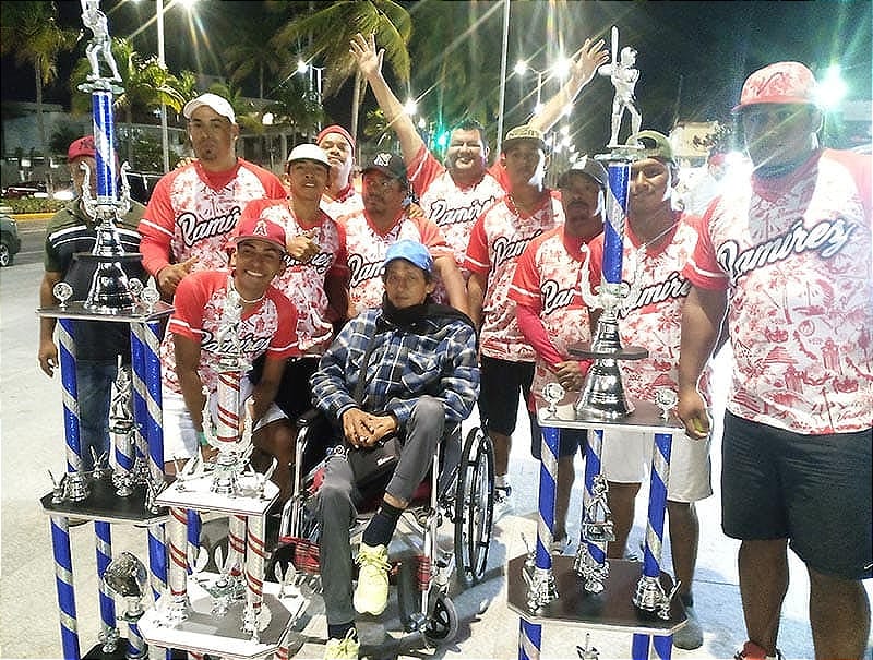 ¡SE INAUGURÓ EL BÉISBOL DEL PLAYÓN DE HORNOS! -ARRANCÓ EL TORNEO 2024 *Se entregaron los trofeos a lo mejor del torneo anterior