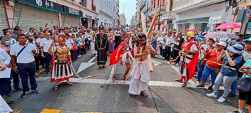 ¡SERÁ VIVIENTE EL VÍA CRUCIS DEL VIERNES SANTO! - EL 29, A LA ALTURA DEL HOTEL MAR Y TIERRA