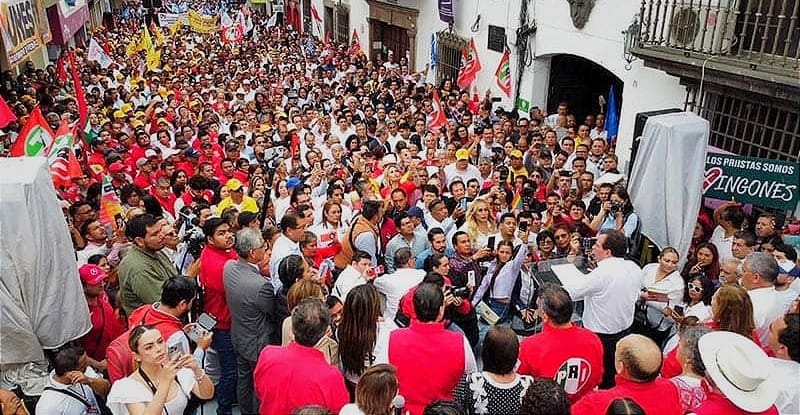 ¡NO CABÍAN! - ERA UNA MAREA ROJA, AZUL Y AMARILLA