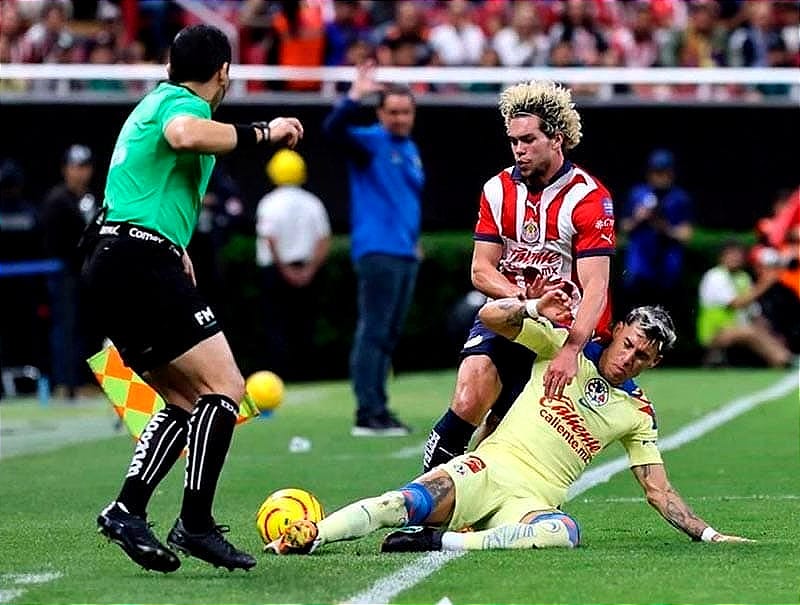 ¡INTENSO EL CLÁSICO! - SIN GOLES...