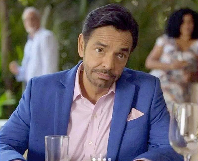 ¿DERBEZ? - SEÑORES, POR FAVOR, SEAN SERIOS.