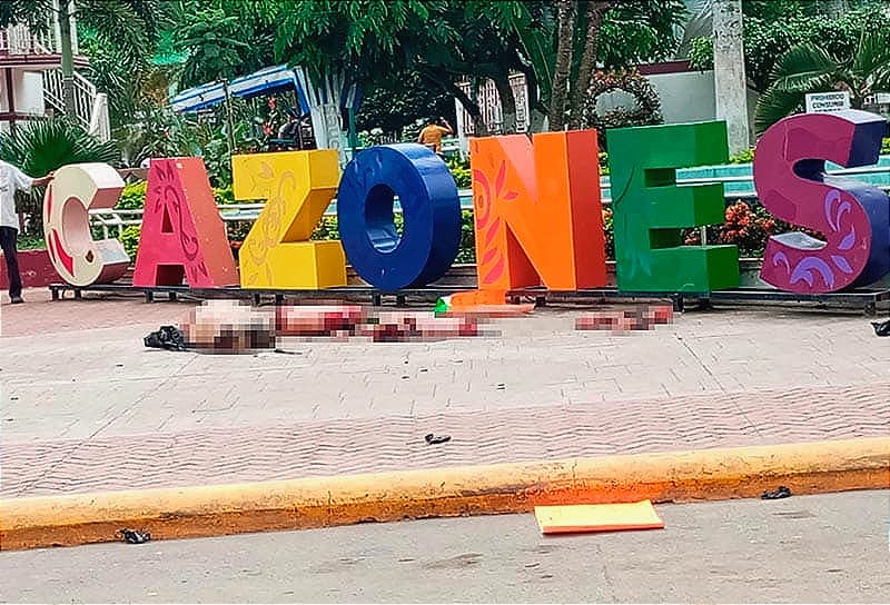 ¡TERROR EN CAZONES! - *Tiran Cuerpos a Plena Luz del Día y Hasta Hacen Disparos