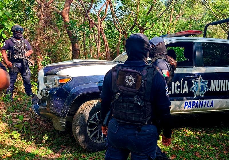 ¡SE TIROTEAN POLICÍAS Y GRUPO ARMADO EN PAPANTLA!