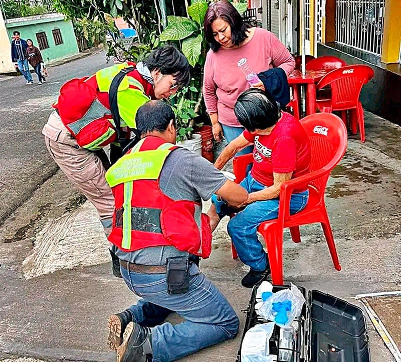 ¡CAÍDA EN EL VIACRUCIS! - SE TROPEZÓ CERCA DE UNA CUNETA EN FORTÍN