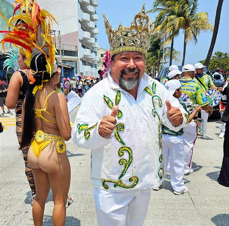 ¡“BEBA I” QUIERE SER REY! - *Jarocho de Corazón y Abogado de Profesión