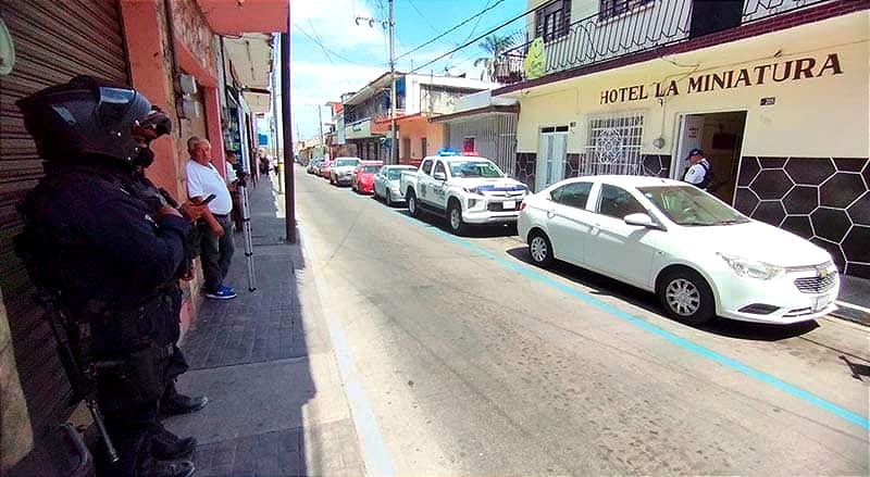 ¡LA LOCALIZAN SIN VIDA EN EL HOTEL!