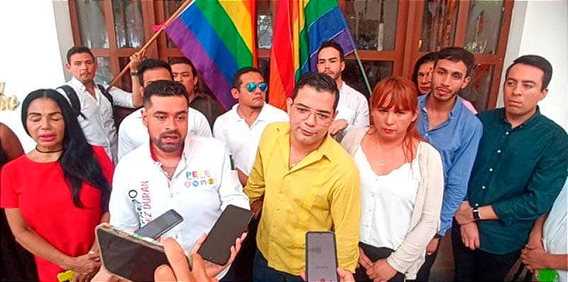 ¡COMUNIDAD LGBTQ+ VA CON PEPE!