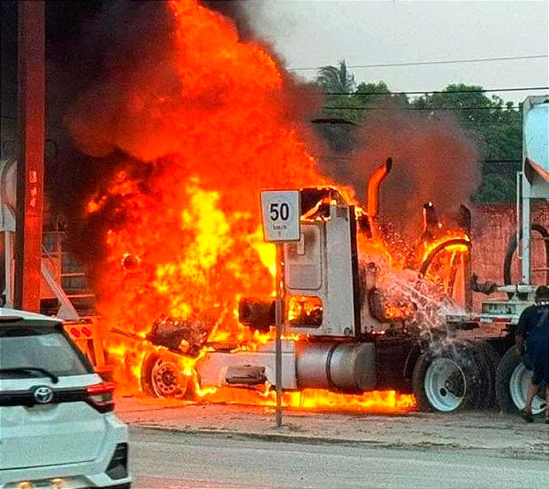 ¡PARA LA CHATARRA!  - *TRÁILER DE CEMEX!