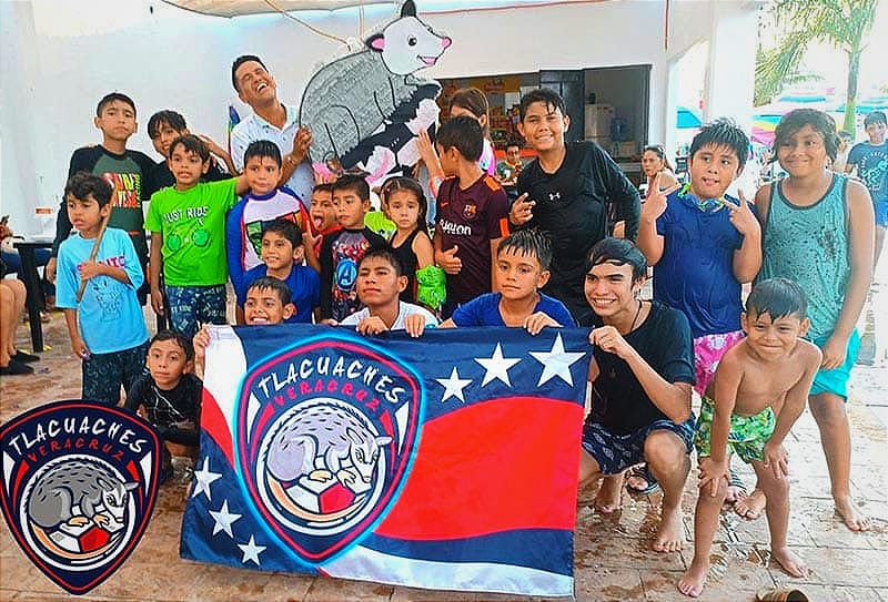 ¡TLACUACHES VERACRUZ FRENTE A CEFOR LAF! - *Ajuste del Rol por el Día de las Madres