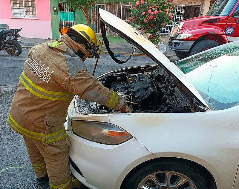 ¡COMPRA AUTOMÓVIL Y SE LE PRENDE!