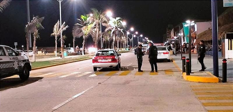 ¡EJECUTADA EN EL MALECÓN DE COATZACOALCOS! - *UNA MENOR DE 14 AÑOS RESULTA HERIDA DURANTE EL ATAQUE ARMADO