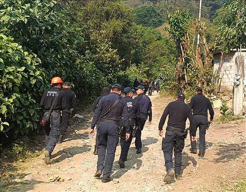 ¡CRIMEN LA RIVIERA! - *LA ASESINAN Y SEPULTAN EN LA PLAYA