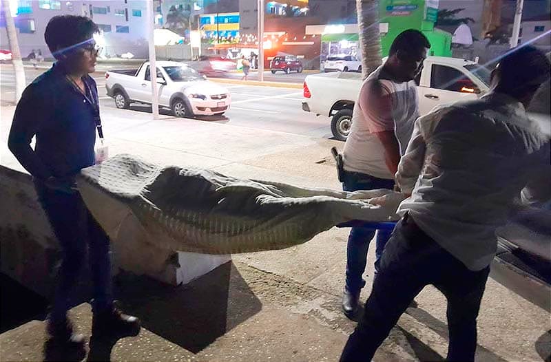 ¡LO ENCUENTRAN MUERTO EN LA PLAYA! - *EL HOMBRE ESTABA TENDIDO BOCA ABAJO