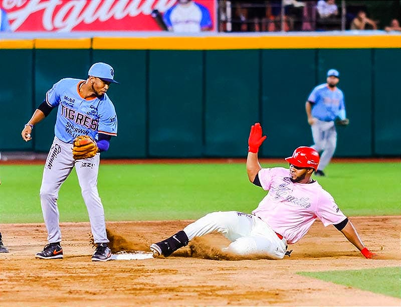 ¡DESPIERTA EL TIGRE! - *Pitcher del Águila David Reyes lanzo toda ruta