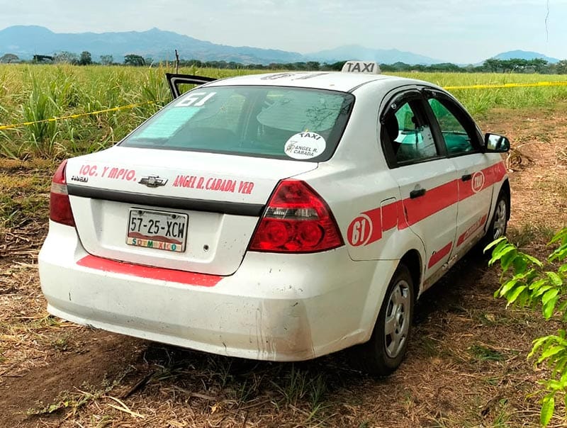 ¡EJECUTAN A TAXISTA DE UN BALAZO EN LA CABEZA! - DENTRO DEL VEHÍCULO ESTABA UNA PISTOLA DE PLÁSTICO