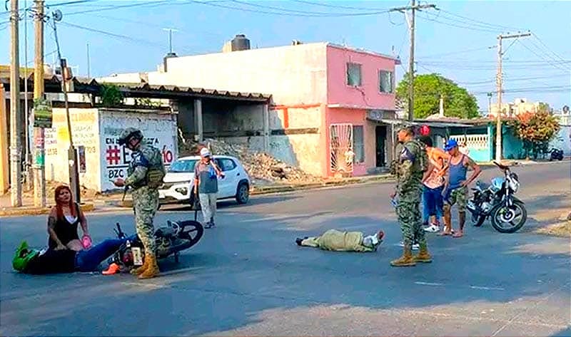 ¡EMBESTIDO POR MOTORIZADOS! - COLONIA VENUSTIANO CARRANZA