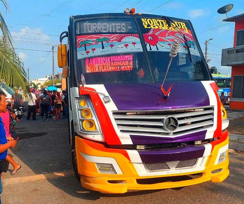 ¡CHOCAN CONTRA UN “NORTE SUR”! - COLISIÓN EN RIO MEDIO 4