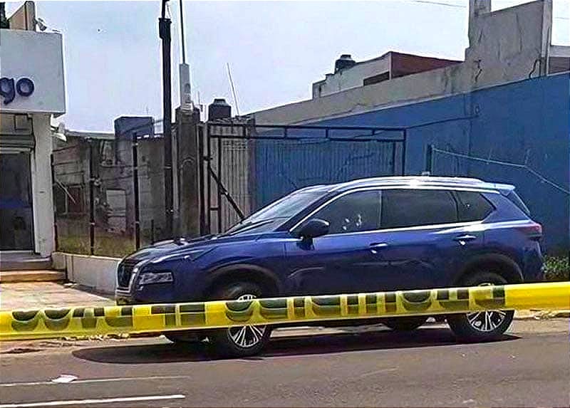 ¡EJECUTADO DE SIETE DISPAROS EN COATZA! - LES DISPARARON DESDE UNA MOTOCICLETA