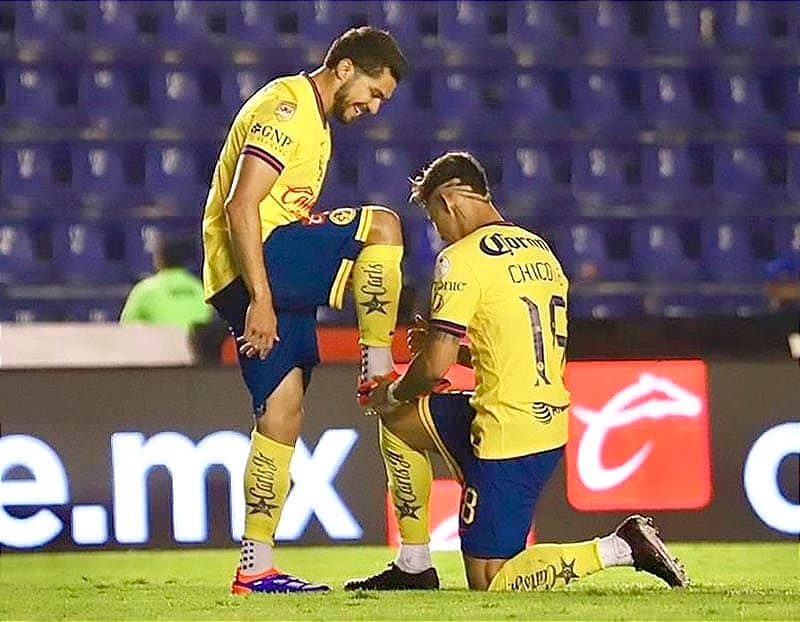 ¡AMÉRICA SE RECUPERA Y GOLEA A LOS GALLOS!