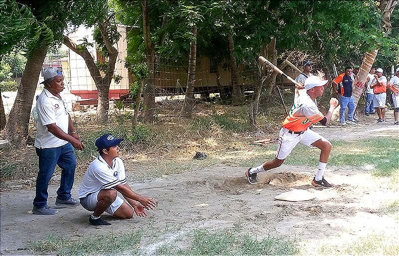 ¡ÁGUILAS DE CIRMEN SIGUEN IMPARABLES! - LIGA COLONIA CUAUHTÉMOC