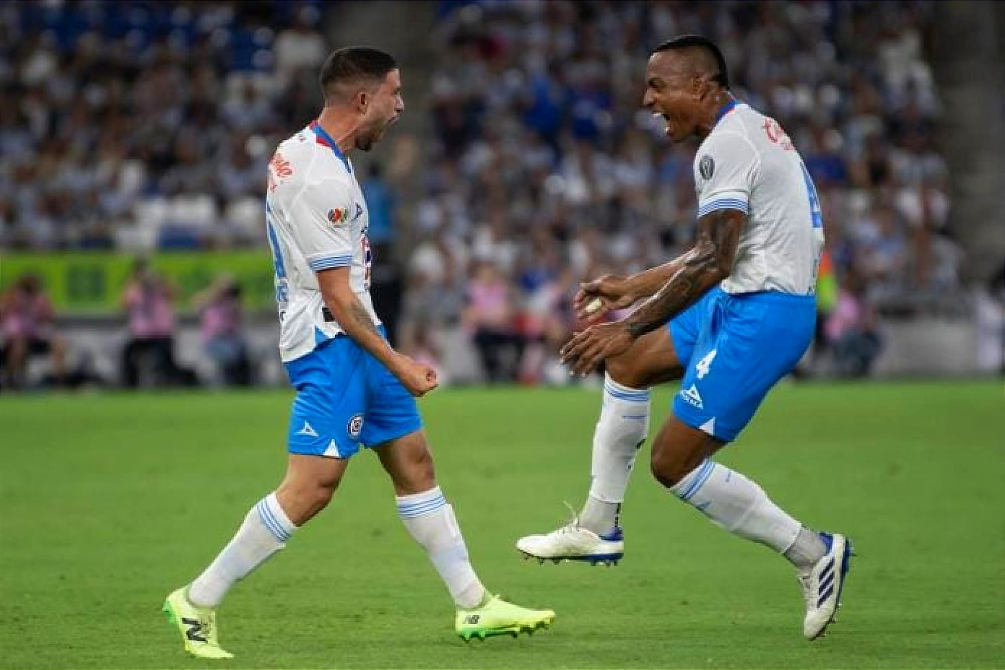 ¡CRUZ AZUL Y XOLOS SE DISPUTAN EL LIDERATO!