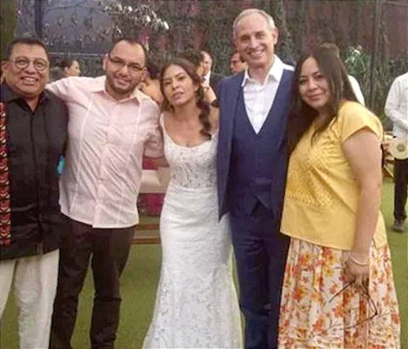 ¡LÓPEZ GATELL SE VOLVIÓ A CASAR!