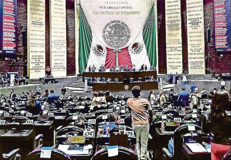 ¡DIPUTADOS SE RETIRAN CON UNA BOLSA 419 MIL PESOS CADA UNO!