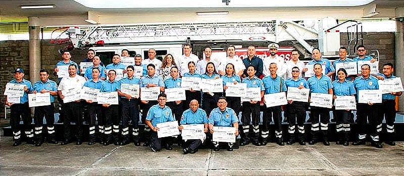 ¡BOMBEROS HÉROES! - CONMEMORACIÓN DEL DÍA NACIONAL DEL BOMBERO EN BOCA DEL RÍO