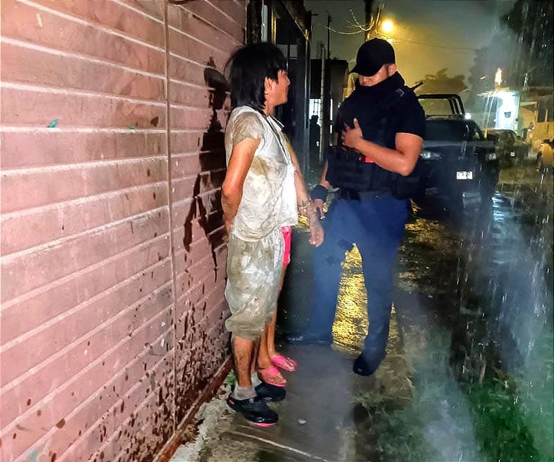 ¡METEORAZO EN LA COLONIA LA LAGUNA! - SE PONE SALVAJE TRAS UNA PELEA CON SU FAMILIA