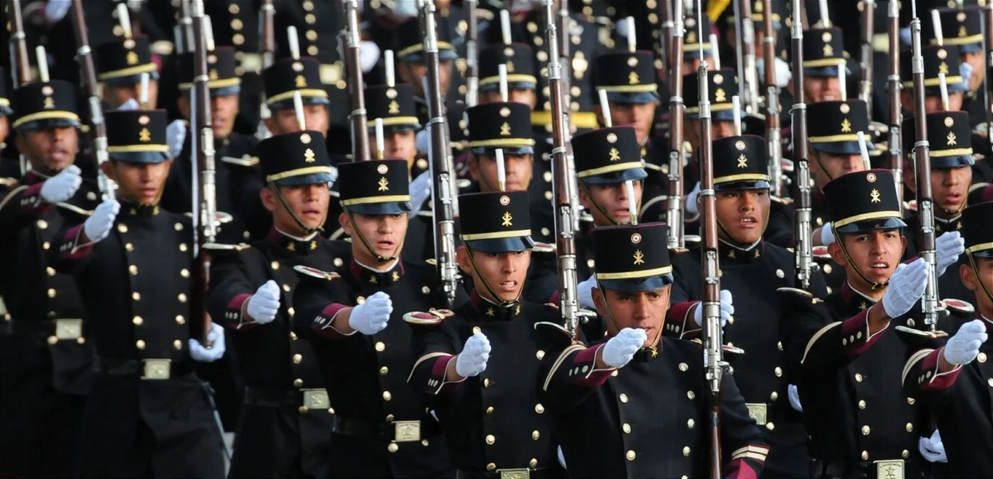 ¡SEDENA ENDURECE REGLAS DE EDUCACIÓN MILITAR!