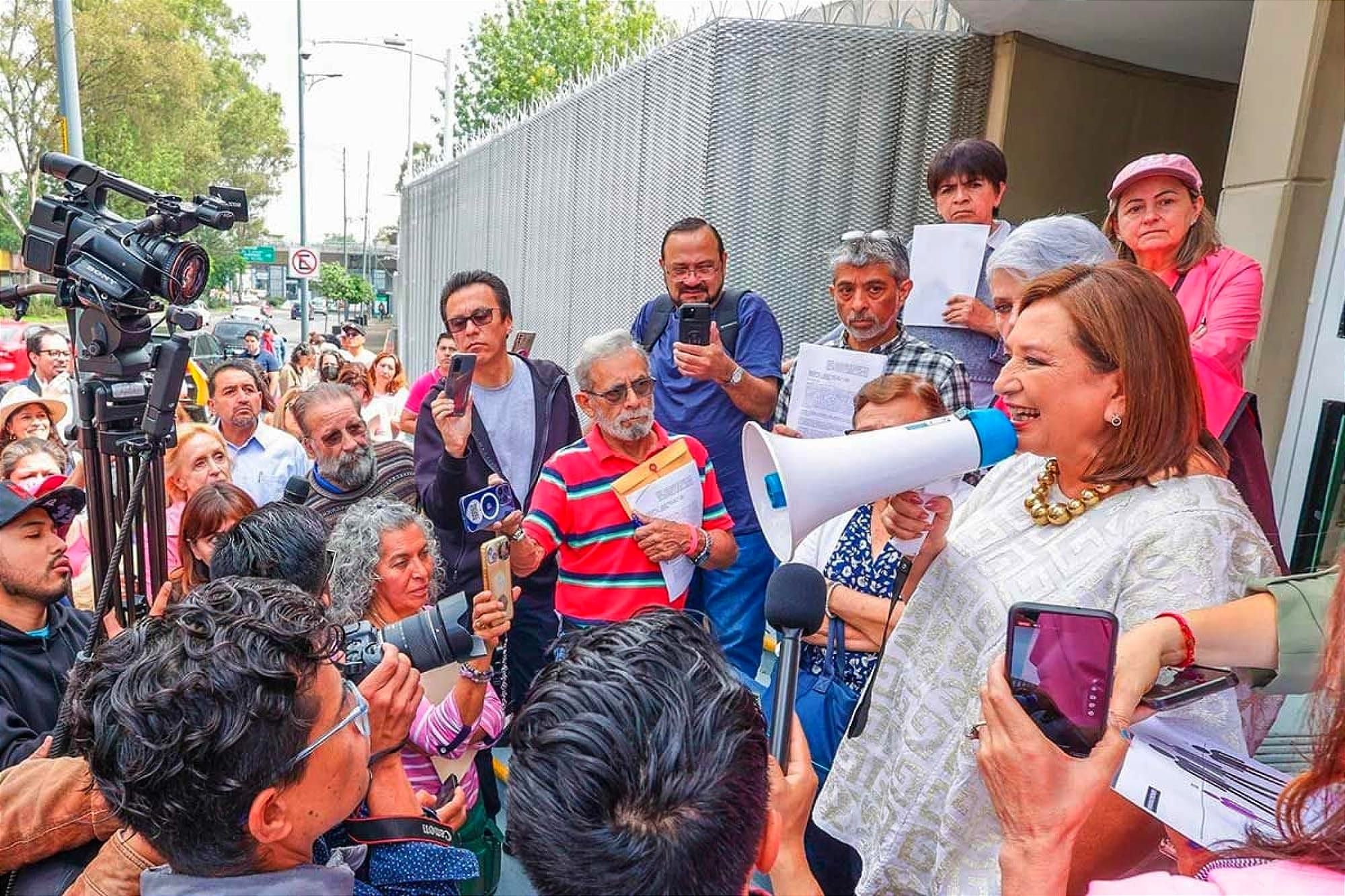 ¡XÓCHITL GÁLVEZ PRESENTA ANTE EL TEPJF JUICIO CIUDADANO CONTRA SOBRERREPRESENTACIÓN DE MORENA Y ALIADOS!