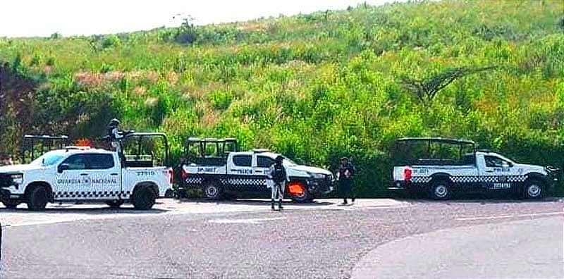 ¡CAFRE ATROPELLÓ A DOS ESTUDIANTES DE TELEBACHILLERATO! - *El conductor de la camioneta ya es buscado por la policía preventiva de Comapa