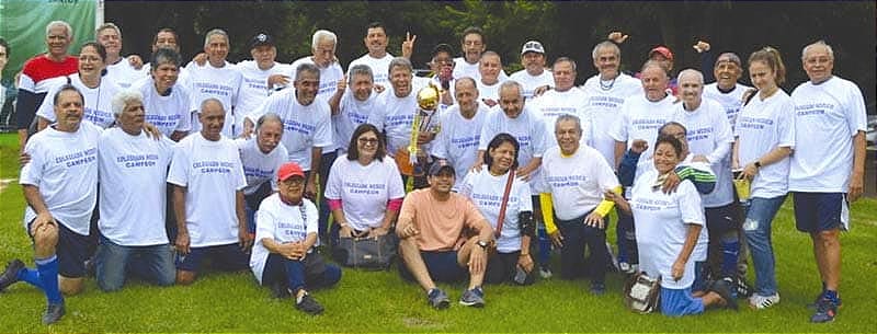 ¡COLEGIADO MÉDICO GOLEA Y GANA TÍTULO! - EN LA PLATINO