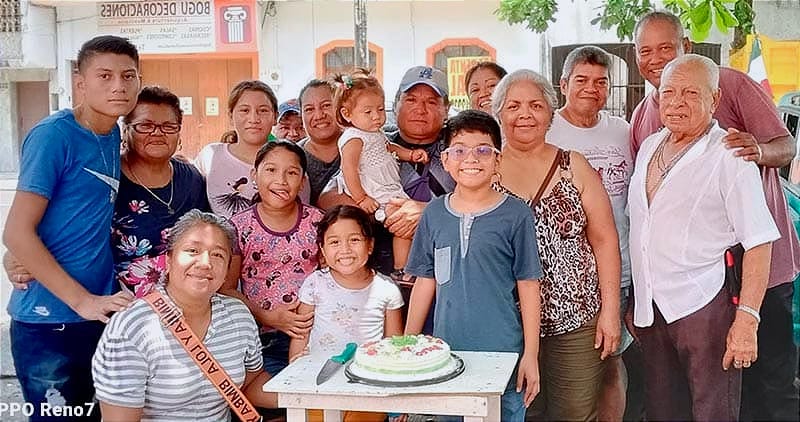 NEREO FESTEJA EN FAMILIA