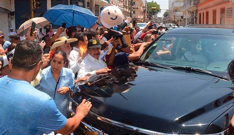 ¡TUMULTOS, CAÍDAS, BRONCAS, PORRAS DE ALEGRÍA Y DE RECHAZO!