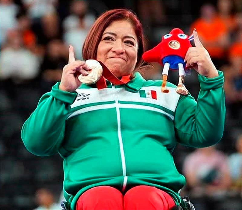 ¡SUMA AMALIA PÉREZ BRONCE EN LA HALTEROFILIA PARALÍMPICA!