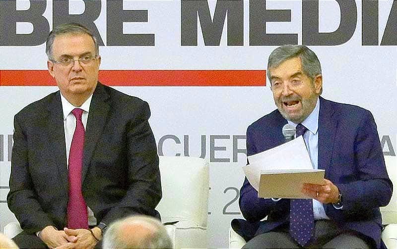 ¡EBRARD Y DE LA FUENTE SALEN AL QUITE! - “EU NO TIENE DERECHO A CRITICAR LAS REFORMAS”