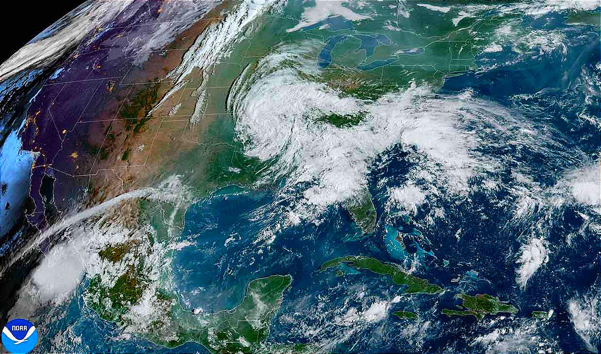 ¡BOCHORNO EN EL DÍA; LLUVIAS EN LA MADRUGADA! - *TORMENTA TROPICAL ILEANA  VA HACIA LOS CABOS B.C.S.