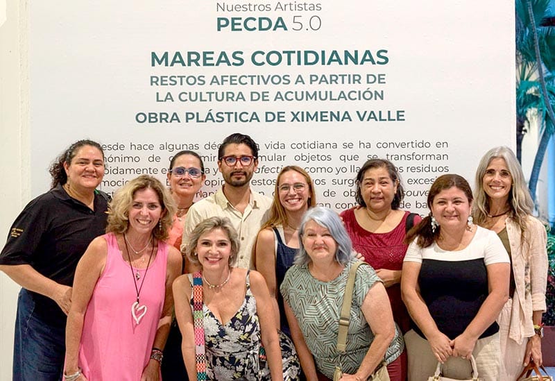 XIMENA VALLE EXPONE "MAREAS COTIDIANAS. RESTOS AFECTIVOS A PARTIR DE LA CULTURA DE ACUMULACIÓN"