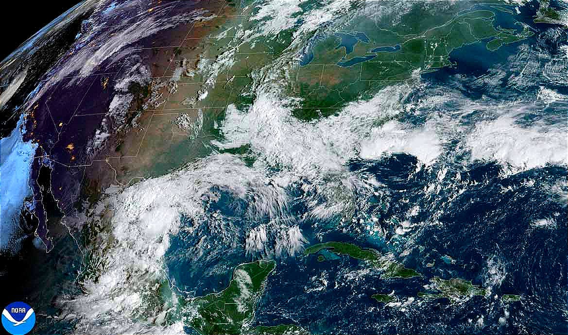 ¡BOCHORNOSO; PERO CON LLUVIA EN LA MADRUGADA! - *HAY CICLONES, PERO LEJOS DEL GOLFO DE MÉXICO