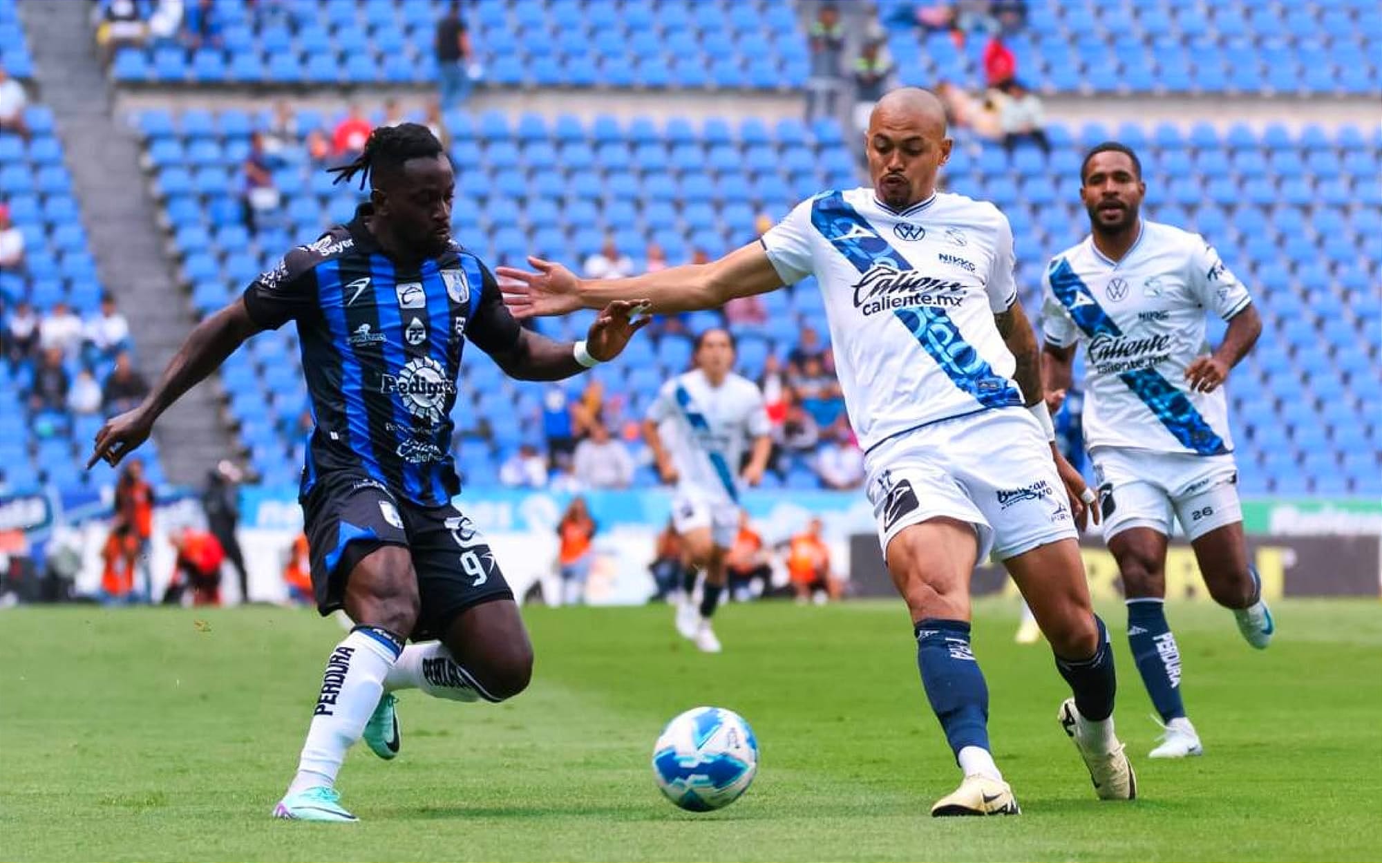 ¡GALLOS BLANCOS NO REACCIONA, AHORA PIERDE EN PUEBLA!