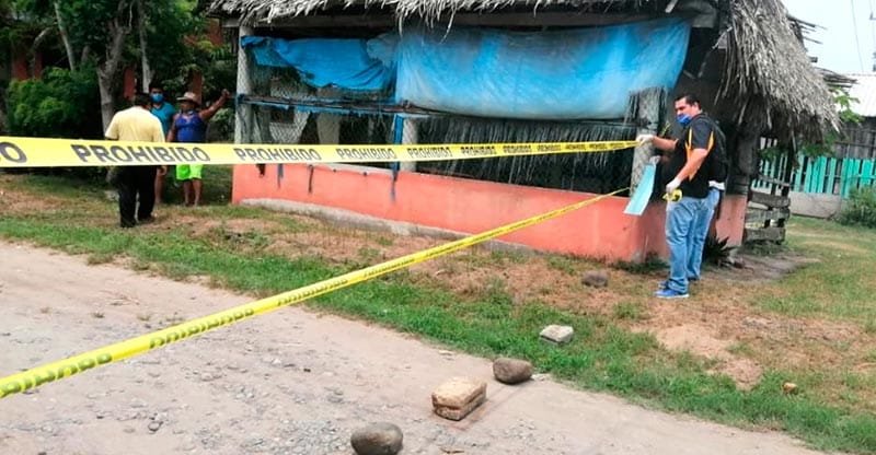 ¡TRIPLE HOMICIDIO! - ASESINAN A BALAZOS A TRES PERSONAS EN LA ZONA DEL PLAYÓN DE CASITAS