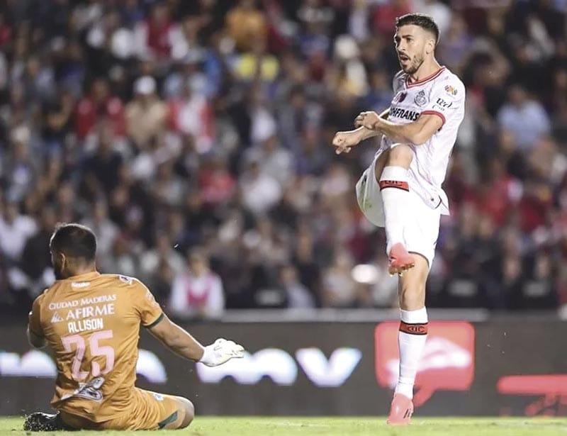 ¡GOL DE PAULINHO DA EL SUBLIDERATO AL TOLUCA!