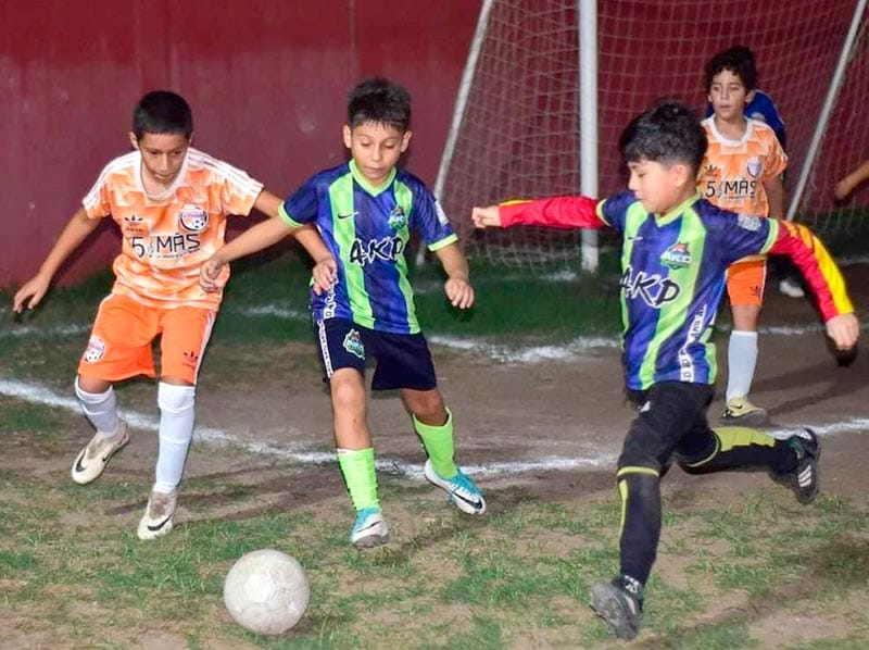 ¡AMÉRICA LEE Y TARIMOYA INICIAN TEMPORADA DE SUPER LIGA INFANTIL!