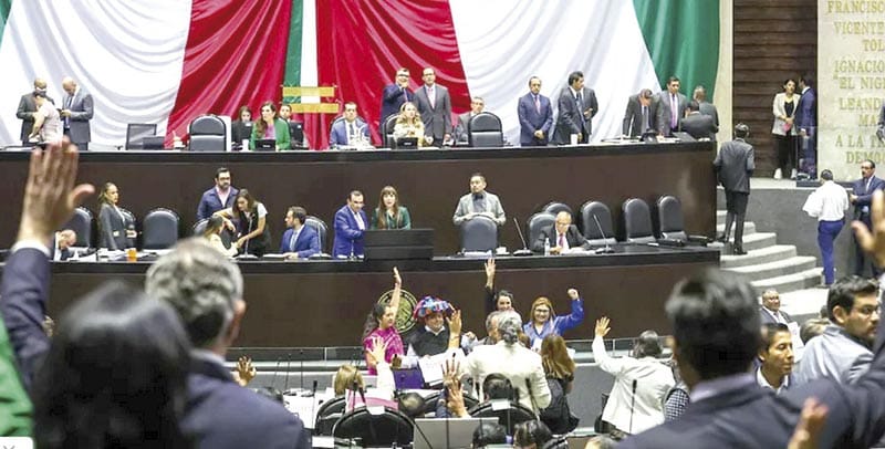 ¡LOS DIPUTADOS APRUEBAN REFORMA QUE PERMITE AL ESTADO UTILIZAR VÍAS FERROVIARIAS PARA PASAJEROS!