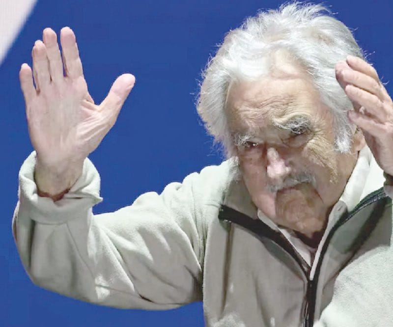 ¡“ESTOY MUY CERCA DE EMPRENDER LA RETIRADA DE LA QUE NO SE VUELVE”! - *Las palabras de José Mujica que suenan a despedida.