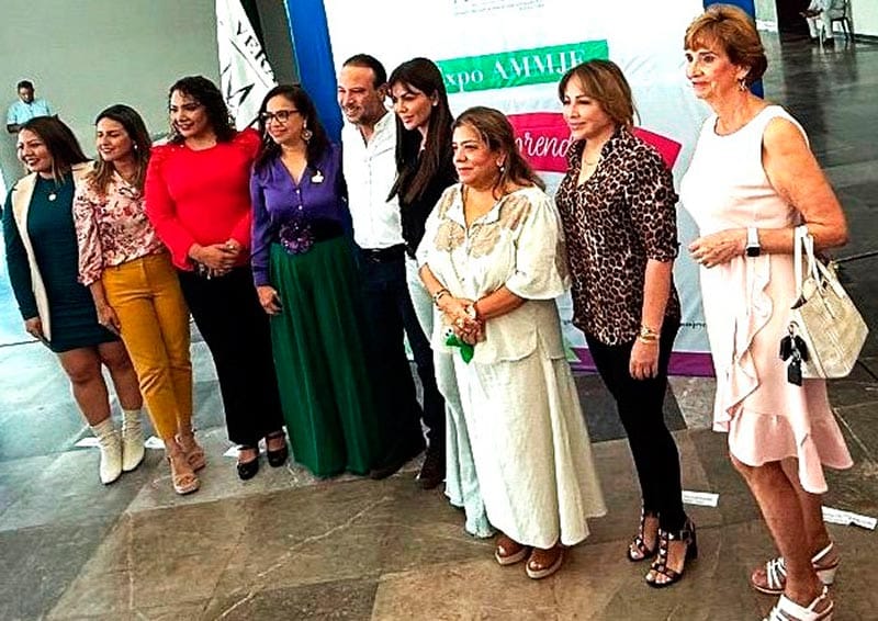 ¡CUMBRE DE MUJERES EMPRENDEDORAS!