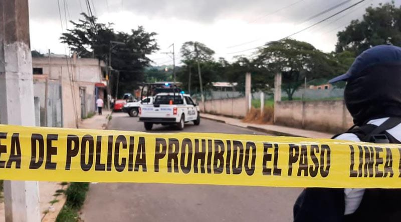 ¡MATAN A DOS MONAGUILLOS! - LOS HERMANOS DE 13 Y 15 AÑOS FUERON BALEADOS EN UN PARQUE FRENTE A LA IGLESIA