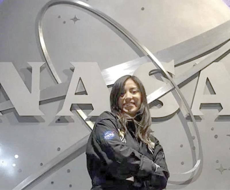 ¡JOVEN CIENTÍFICA LANZARÁ PROYECTO EN EL KENNEDY SPACE CENTER DE LA NASA!